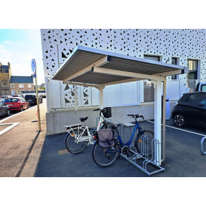 https://www.techni-contact.site/ressources/images/produits/merchandising/abri-2-roues-ouvert-simple-ou-double-face-modulable-en-longueur-44949556-1.jpg - Hauteur : 2,15 m
