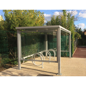 https://www.techni-contact.site/ressources/images/produits/merchandising/abri-velo-moto-exterieur-avec-borne-de-recharge-capacite-6-a-8-veos-ou-4-motos-16276833-1.jpg - Capacité : 6 à 8 véos ou 4 motos