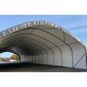https://www.techni-contact.site/ressources/images/produits/merchandising/abris-tunnel-de-stockage-pieds-droits-9-20m-72134723-1.jpg - Structure en tubes ovales en acier galvanisé - 2 bracons par arche