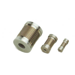 https://www.techni-contact.site/ressources/images/produits/merchandising/accouplement-metallique-36423723-1.jpg - Température d’utilisation : -40 + 150 °C