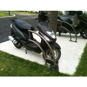 Appui range motos - Hauteur : 650 mm