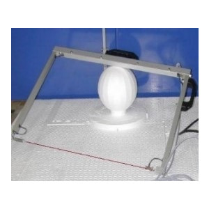 https://www.techni-contact.site/ressources/images/produits/merchandising/arc-fil-chaud-de-decoupe-de-mousse-et-de-polystyrene-25517264-1.jpg - Capacité de coupe de 630 mm de long et 400 mm de haut