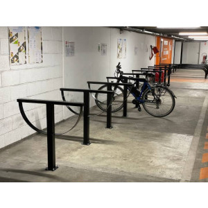 https://www.techni-contact.site/ressources/images/produits/merchandising/arceau-velo-double-galvanise-h840-mm-x-l850-mm-52441622-1.jpg - H.840 mm x L.850 mm