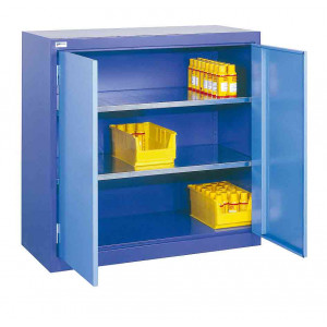 https://www.techni-contact.site/ressources/images/produits/merchandising/armoire-a-portes-battantes-2-etageres-59374175-1.jpg - Capacité de charge : 500 kg - Dimensions (L x P x H) : 1000 x 500 x 1000 mm - En tôle d‘acier