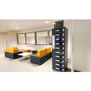 https://www.techni-contact.site/ressources/images/produits/merchandising/armoire-de-rechargement-multi-appareils-securisee-capacite-10-casiers-25985542-1.jpg - Capacité 10 casiers