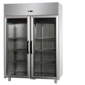 https://www.techni-contact.site/ressources/images/produits/merchandising/armoire-froid-positif-35773277-1.jpg - Armoire réfrigérée positive Atosa MCF8605GR, idéale pour la conservation des aliments en milieu professionnel. Capacité de 1240L, portes vitrées, groupe froid tropicalisé et gaz R290.