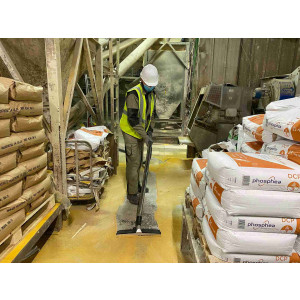 https://www.techni-contact.site/ressources/images/produits/merchandising/aspirateur-industriel-centralise-22374794-1.jpg - Aspiration et nettoyage des locaux industriels