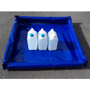 https://www.techni-contact.site/ressources/images/produits/merchandising/bac-de-retention-souple-et-pliable-78811461-1.jpg - Capacité de rétention : 100 litres
