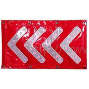 https://www.techni-contact.site/ressources/images/produits/merchandising/bache-a-chevrons-retro-reflechissants-effet-lumineux-27146547-1.jpg - 36 ou 28 LEDS – Dimensions : 84 x 45 cm ou 46 x 26 cm