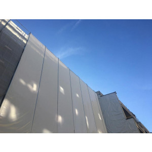https://www.techni-contact.site/ressources/images/produits/merchandising/bache-acoustique-grande-surface-74944743-1.jpg - Conçue pour les échafaudages