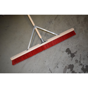 https://www.techni-contact.site/ressources/images/produits/merchandising/balai-crinovyl-12693111-1.jpg - Usage extérieur, pour tous types de sol