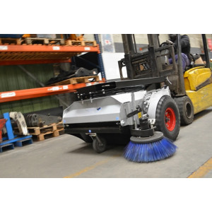 https://www.techni-contact.site/ressources/images/produits/merchandising/balyeuse-pour-chariot-elevateur-sans-connexion-largeur-max-balyage-1-35-m-bac-100-l-29439569-1.jpg - Largeur max balayage : 1,35 m