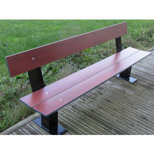 Banc avec pieds profilé acier - Agréé NF P99-610