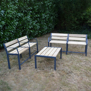 Banc PMR 3 pieds avec accoudoir - Structure en profil tubulaire 40 x 40