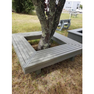 https://www.techni-contact.site/ressources/images/produits/merchandising/banc-tour-d-arbre-carre-en-materiau-recycle-dim-180-x-180-x-45-cm-6-a-8-places-13117173-1.jpg - Banc tour d'arbre pour espace public