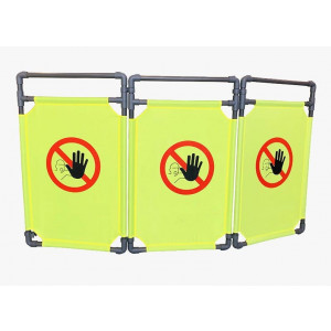 https://www.techni-contact.site/ressources/images/produits/merchandising/barriere-d-intervention-3-volets-77123942-1.jpg - Tubes PVC ou inox - Panneaux polyester - Hauteur : 1000 ou 1800 mm - Largeur : 1700 mm