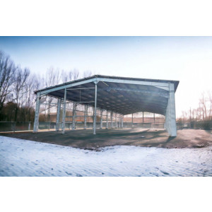 https://www.techni-contact.site/ressources/images/produits/merchandising/batiment-en-kit-ouvert-de-620m-52122351-1.jpg - Profitez d'un bâtiment en kit de 620m² vous offrant un généreux espace de stockage agricole ou industriel pour vos récoltes, machines ou vos équipements.