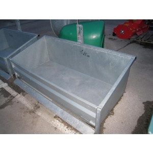 https://www.techni-contact.site/ressources/images/produits/merchandising/benne-3-points-galvanisee-dimensions-180-cm-x-81-cm-x-profondeur-57-40-cm-71259472-1.jpg - Profondeur 57/40 cm