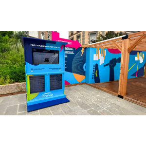 https://www.techni-contact.site/ressources/images/produits/merchandising/borne-station-de-recharge-telephone-exterieure-capacite-96-batteries-29741451-1.jpg - Capacité 96 batteries