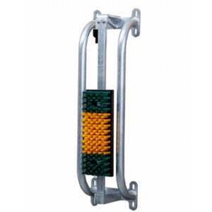 https://www.techni-contact.site/ressources/images/produits/merchandising/brosse-sur-ressort-avec-cadre-de-protection-pour-veaux-et-jeunes-bovins-38226132-1.jpg - - Longueur : 0,9 m
- Largeur : 0,28 m
- Hauteur : 0,3 m
