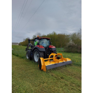 https://www.techni-contact.site/ressources/images/produits/merchandising/broyeur-deportable-avant-arriere-28195443-1.jpg - GST/GNT pour la culture et les espaces verts - Largeur de travail : 2,2 à 2,8m