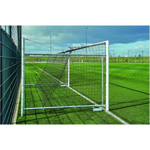 But de foot minime rabattable - Déport fixe : 2,5 m - Dimensions : 6 x 2,10 m