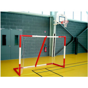 But mini handball - Dimensions : 2,40 x 1,70 m - Transportable 