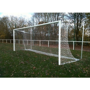 Buts de foot en acier - Dimensions : 7 m 32 x 2 m 44 - Epaisseur :  3 mm