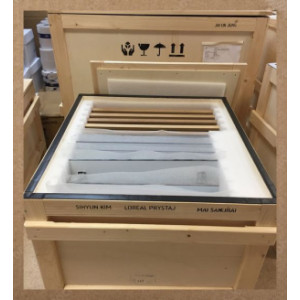 https://www.techni-contact.site/ressources/images/produits/merchandising/caisse-d-exposition-43126913-1.jpg - Caisses entièrement capitonnées