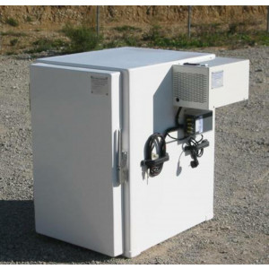 https://www.techni-contact.site/ressources/images/produits/merchandising/caisson-isotherme-230-l-47867277-1.jpg - Volume utile : 234 litres
