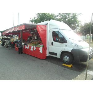 Camion magasin de confiserie - Étalage, étagères de présentation, ...