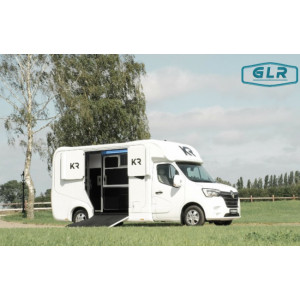 https://www.techni-contact.site/ressources/images/produits/merchandising/camion-pour-chevaux-5-places-54751935-1.jpg - Camion pour le transport des chevaux, permis B