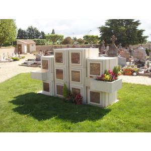 Case columbarium - 3 types differents et 2 à 6 urnes funéraires par cases.