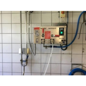 https://www.techni-contact.site/ressources/images/produits/merchandising/centrale-de-desinfection-murale-debit-de-15-a-30-l-min-47918894-1.jpg - Débit de 15 à 30 l/min