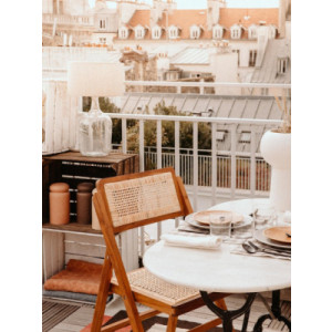 https://www.techni-contact.site/ressources/images/produits/merchandising/chaise-en-teck-massif-et-cannage-rotin-72694543-1.jpg - Dimensions de l'assise (L x H x P) : 44 x 45,5 x 42 cm