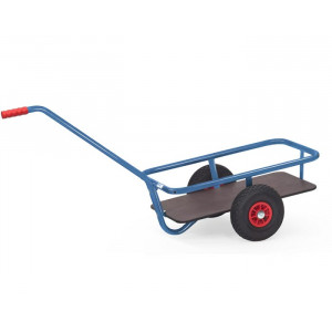 https://www.techni-contact.site/ressources/images/produits/merchandising/char-a-bras-leger-200-kg-41344523-1.jpg - Charge : 200 Kg - Surface utile : 690 x 356 ou 835 x 458 mm - Roues gonflables, caoutchouc ou increvables  