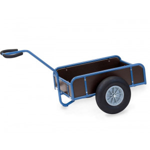 https://www.techni-contact.site/ressources/images/produits/merchandising/char-a-bras-leger-fetra-charge-400-kg-1-essieu-avec-4-ridelles-roues-caoutchouc-gonflables-ou-increvables-39486514-1.jpg - Charge : 300 ou 400 kg  - Roues caoutchouc, gonflables ou increvables