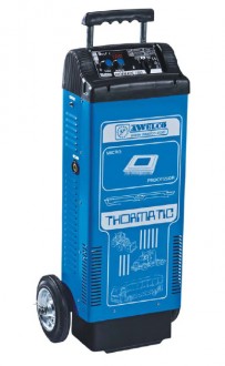 Chargeur de batteries ventilé professionnel - Tension de réseau : 400 V