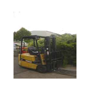 Chariot elevateur Caterpillar electrique - Hauteur de levage (m) : 4.3