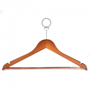 https://www.techni-contact.site/ressources/images/produits/merchandising/cintre-en-bois-47745341-1.jpg - Dimensions : 235 x 448 x 12 mm - Barre antidérapante