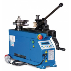 https://www.techni-contact.site/ressources/images/produits/merchandising/cintreuse-de-tubes-par-enroulement-81636116-1.jpg - Puissance moteur : 0.55 kW -.réf : 4300042