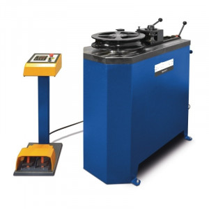 https://www.techni-contact.site/ressources/images/produits/merchandising/cintreuse-par-enroulement-avec-reglage-des-angles-18112371-1.jpg - Puissance moteur : 1,1 kW -.réf : 4320060