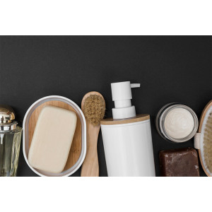 https://www.techni-contact.site/ressources/images/produits/merchandising/collecte-destruction-et-recyclage-dib-86987925-1.jpg - La destruction de Déchets Industriels Banals (DIB) est au cœur de notre expertise. Nous assurons la destruction sécurisée des DIB, que ce soit sur site client ou hors site client, pour répondre à vos besoins spécifiques.