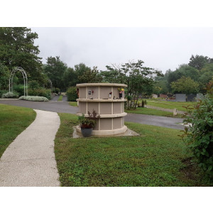 Columbarium circulaire - Diamètre : 2 m