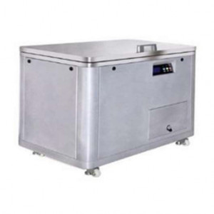 https://www.techni-contact.site/ressources/images/produits/merchandising/compacteur-a-dechets-organique-52977974-1.jpg - Capacité de traitement : 30 kg / jour