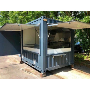 https://www.techni-contact.site/ressources/images/produits/merchandising/container-kiosque-snake-54754811-1.jpg - Superficie généralement de 20 pied