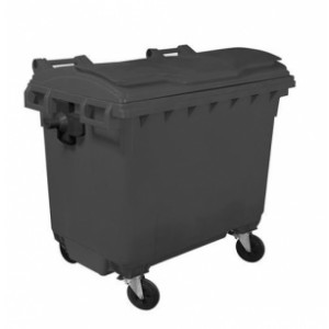 https://www.techni-contact.site/ressources/images/produits/merchandising/conteneur-a-dechets-en-polyethylene-660-l-11461323-1.jpg - Capacité : 660 à 1100 L – Polyéthylène haute densité (HDPE) – 4 couleurs disponibles - Roues en caoutchouc Ø 200 mm