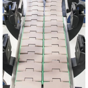https://www.techni-contact.site/ressources/images/produits/merchandising/convoyeur-sur-mesure-pour-ligne-de-conditionnement-39217741-1.jpg - Convoyeur sur mesure simple, double ou triple pour étiqueteuse, remplisseuse auto ou ligne complète