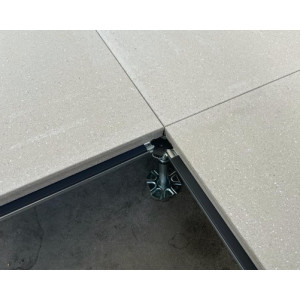 https://www.techni-contact.site/ressources/images/produits/merchandising/dalle-pour-finition-autoplombantes-31957229-1.jpg - 600x600 mm en sulfate de calcium monocouche