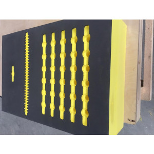https://www.techni-contact.site/ressources/images/produits/merchandising/decoupe-mousse-de-calage-sur-mesure-72443488-1.jpg - Fabrication servante atelier avec calage en mousse